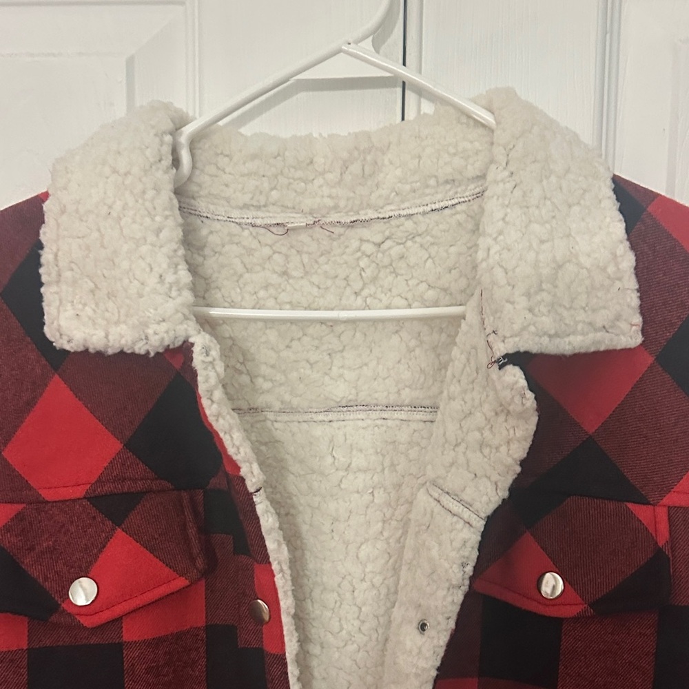 SHEIN Red and Black Plaid Utility Jacket - Picture 5 of 8